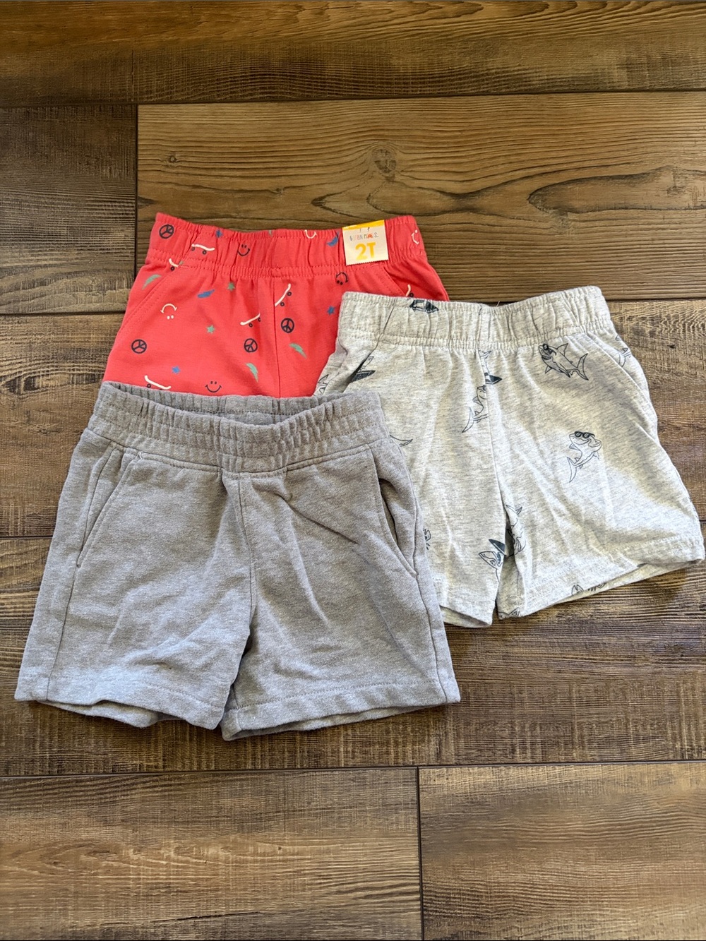 Garanimals 3-Pack Kids Shorts in Red & Gray